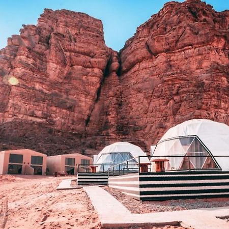 Zeina Desert Lodge Wadi Rum Exteriör bild